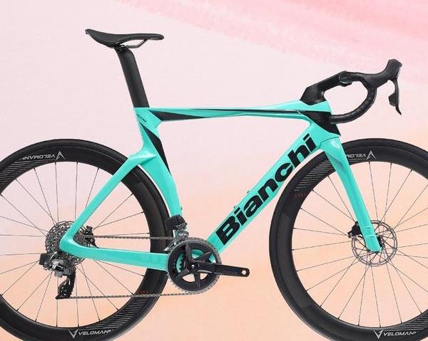 Итальянская компания Bianchi представила шоссейный электровелосипед весом 11 кг