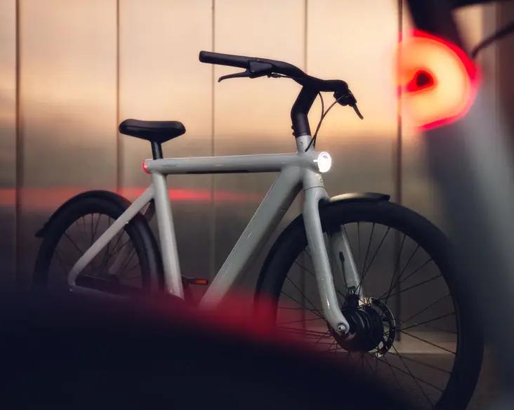 VanMoof возрождается из пепла. VanMoof переработал модель электровелосипеда S5